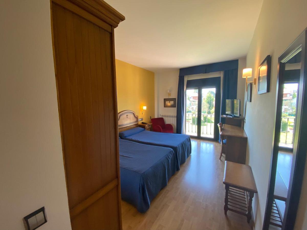 Hotel Cristina 노레나 외부 사진