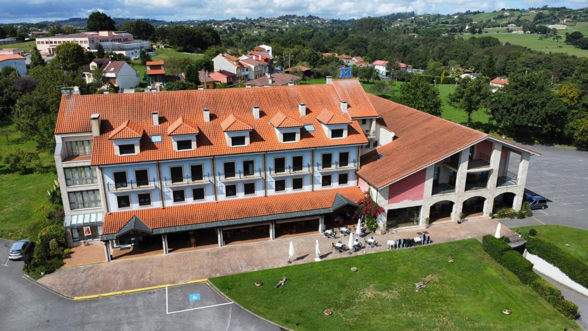 Hotel Cristina 노레나 외부 사진