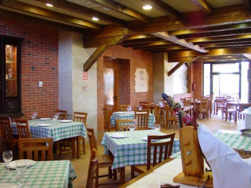 Hotel Cristina 노레나 외부 사진